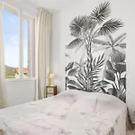 Vue 180 Degres A St Maxime Apartment