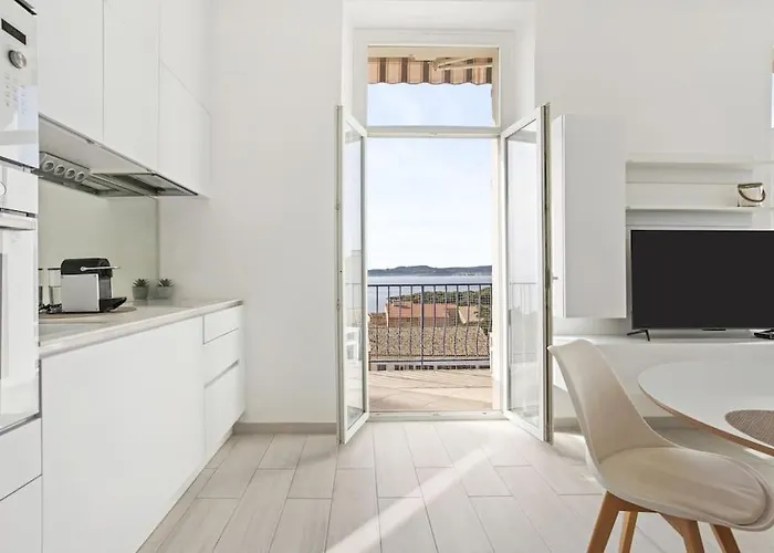 Vue 180 Degres A St Maxime شقة سانت ماكسيم