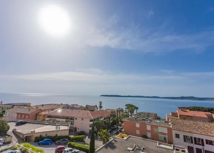 Vue 180 Degres A St Maxime *