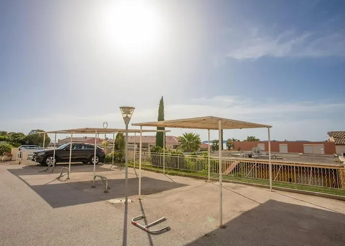 Vue 180 Degres A St Maxime شقة *